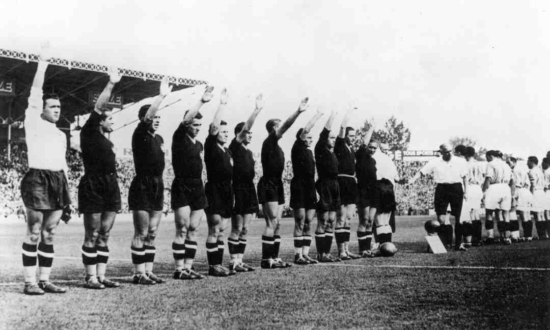 Vào mùa giải thứ 3 của World Cup năm 1938 Italia vô địch lần thứ 2